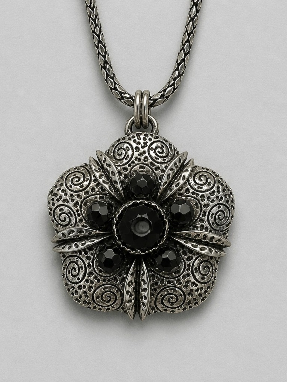 Boutique Silver Black Flower Pendant Necklace - Picture 3 of 4